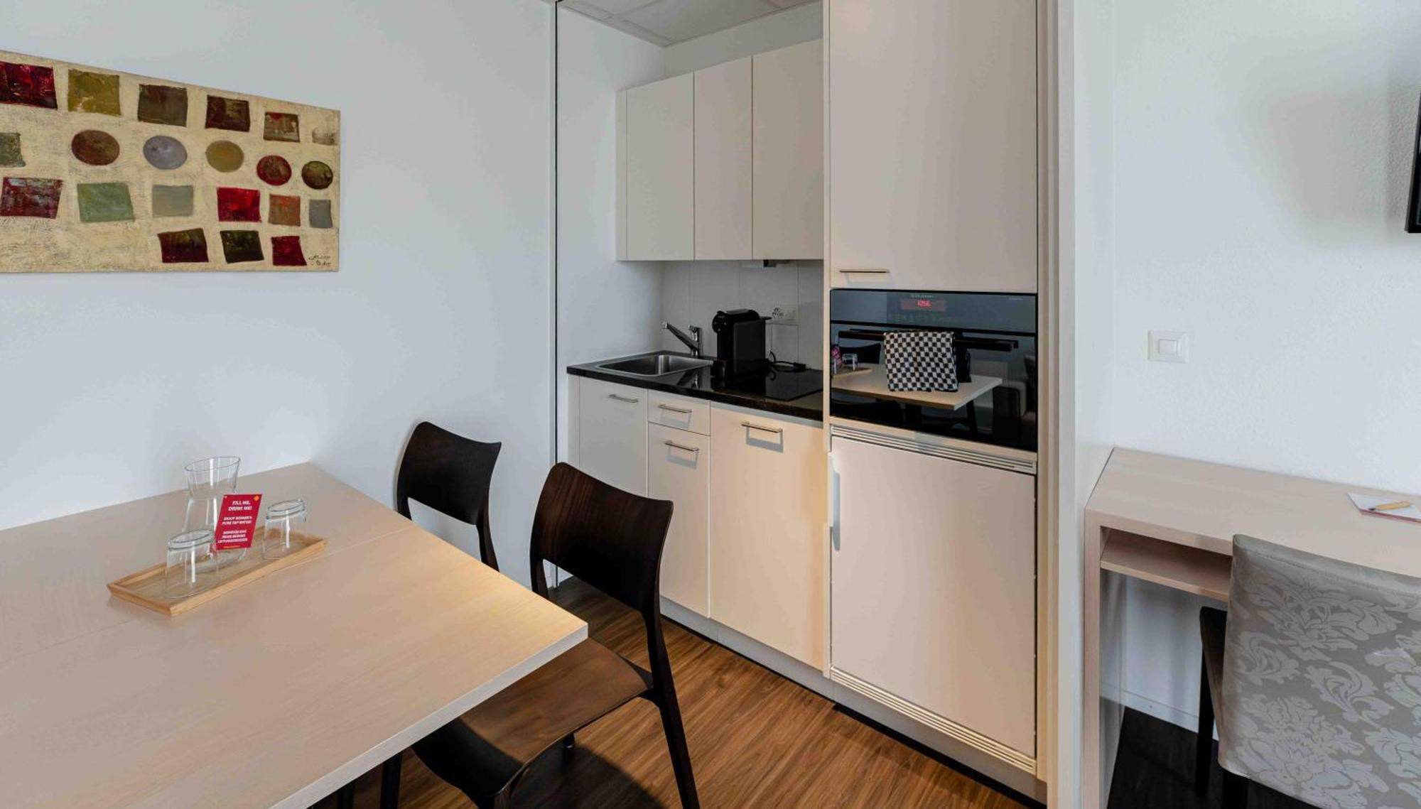 Los Lorentes Apartments Bern Airport Belp Exterior photo